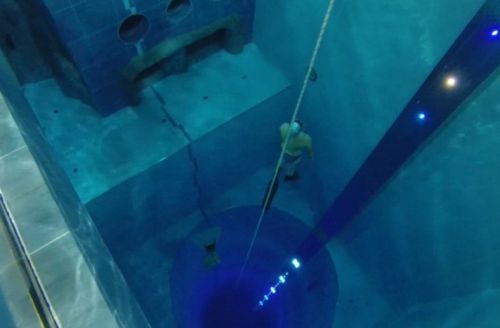 Y-40 — самый глубокий бассейн в мире